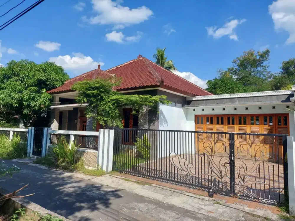 Rumah 2 Lantai di Sleman LT 407 m² SHM Harga 1,2 M Nego