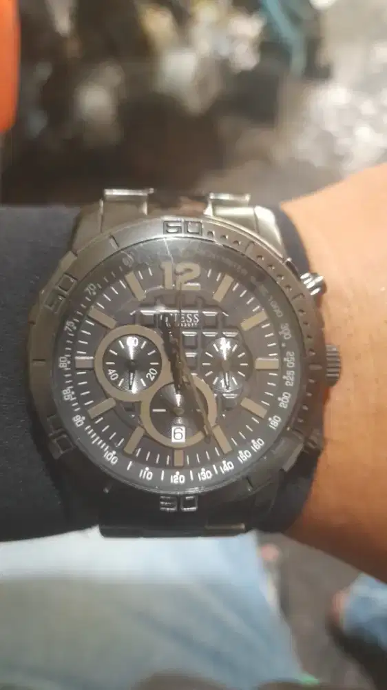 Jam Tangan Guess