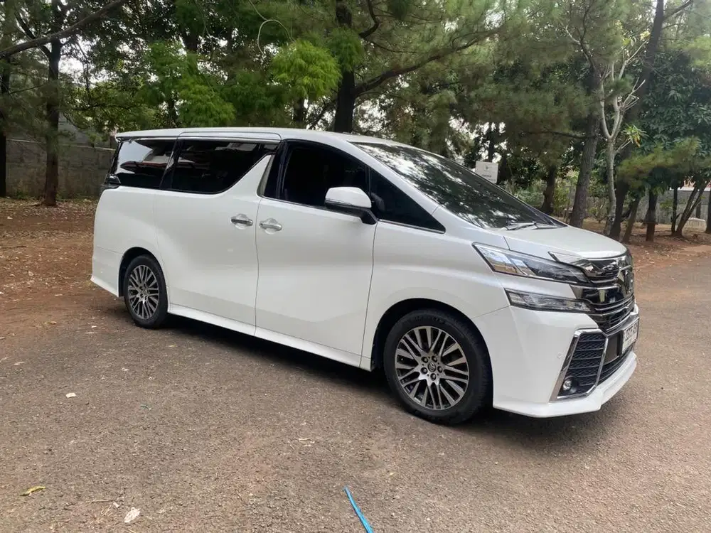 Vellfire 2.5 ZG Premium Sound 2017 Putih Mutiara Tgn 1 dari baru