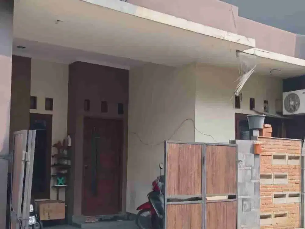Rumah Murah Dalam Komplek dekat Summarecon Mall