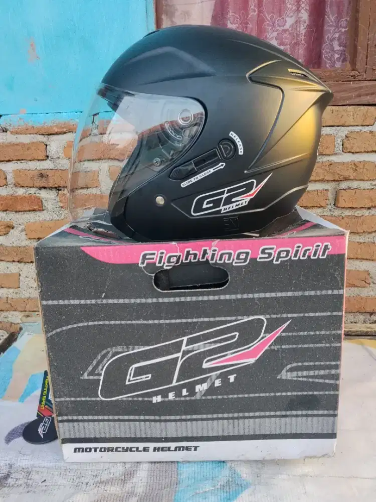 Helm Halfface merk G2