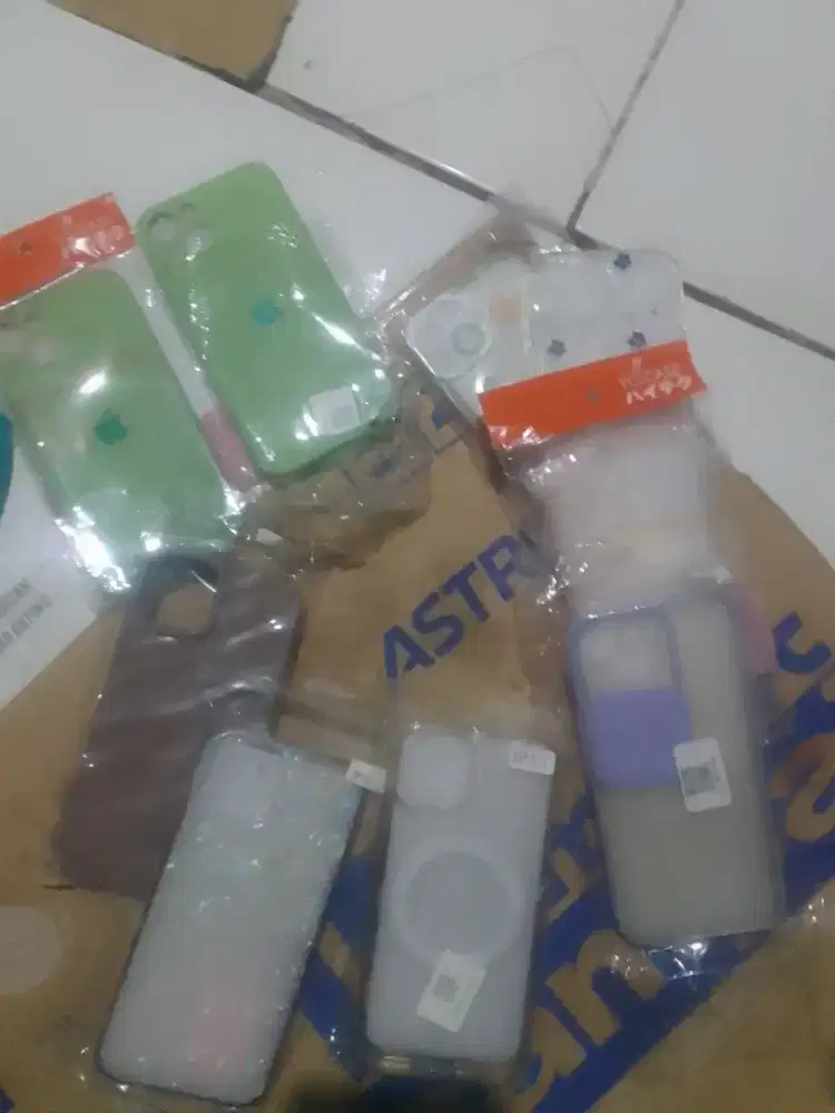 Jual casing iphone kondisi baru