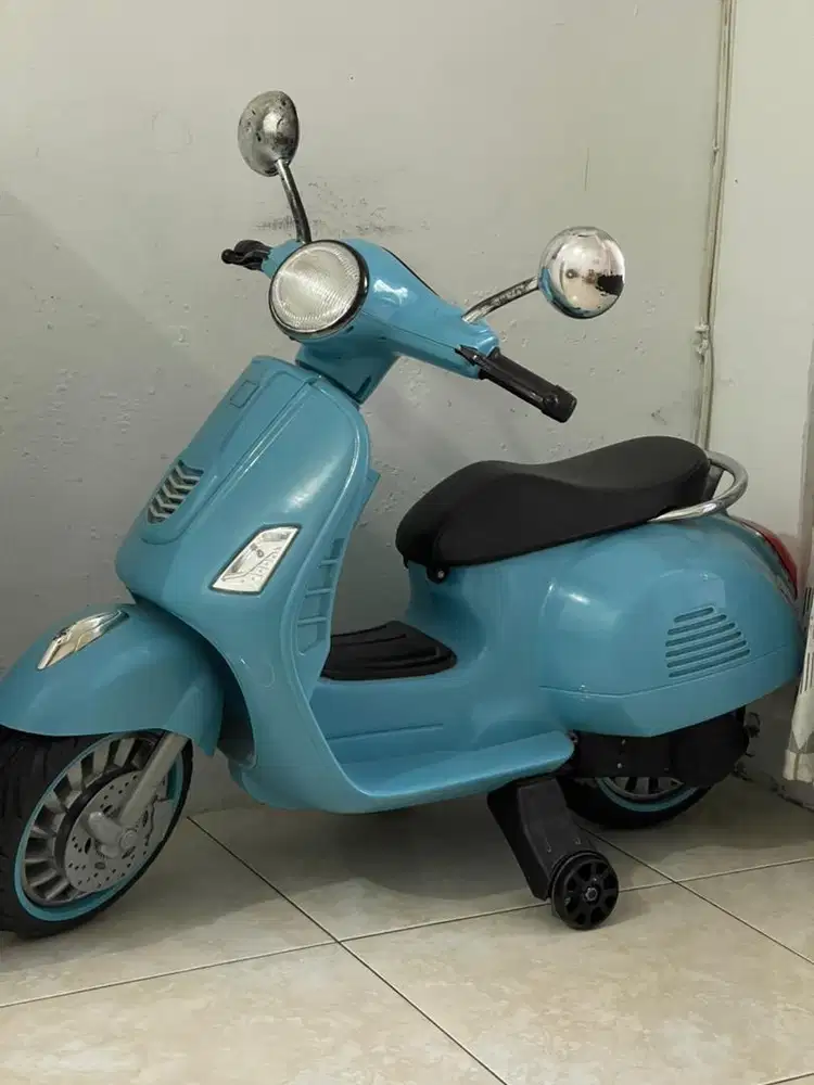 Motor aki vespa anak