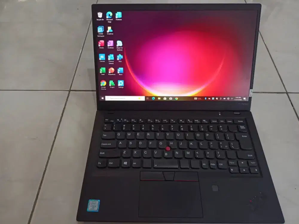 Lenovo thinkpad x1 carbon i5 ssd 512gb touchscreen grade A ngebut