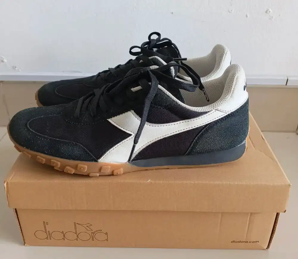 [ori legit] sepatu DIADORA pavia