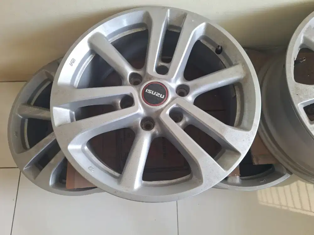 Velg Isuzu MUX R17