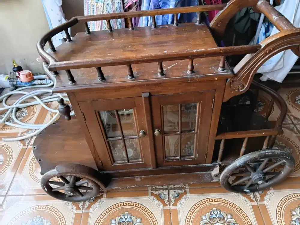 Rak jati minus ada yg patah/lepas