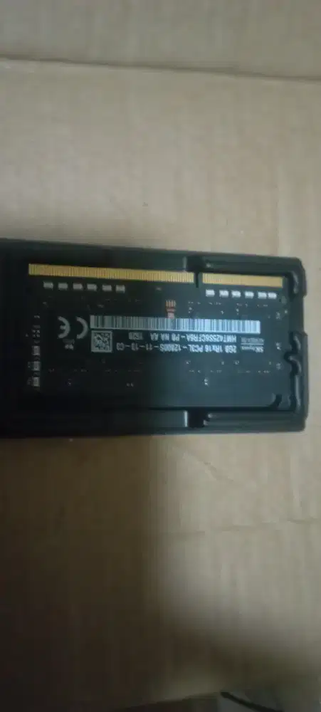 ram ddr3 2 gB copotan macbook pro