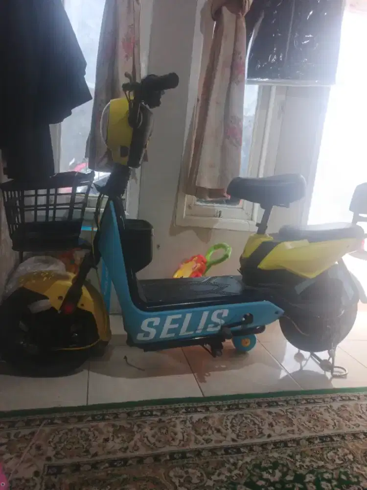 Sepeda listrik Selis