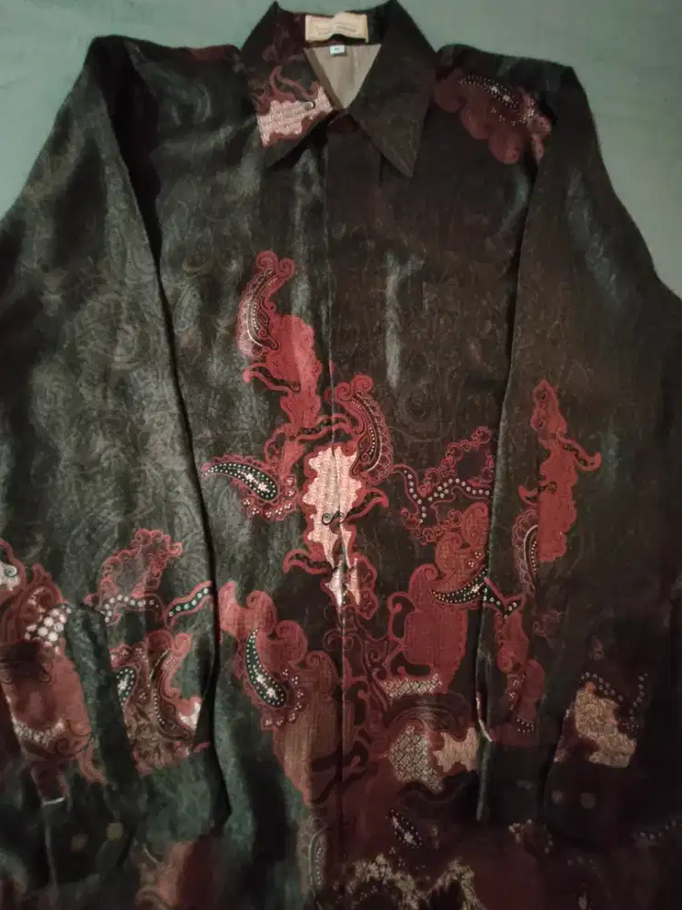 Kemeja Batik Sutera