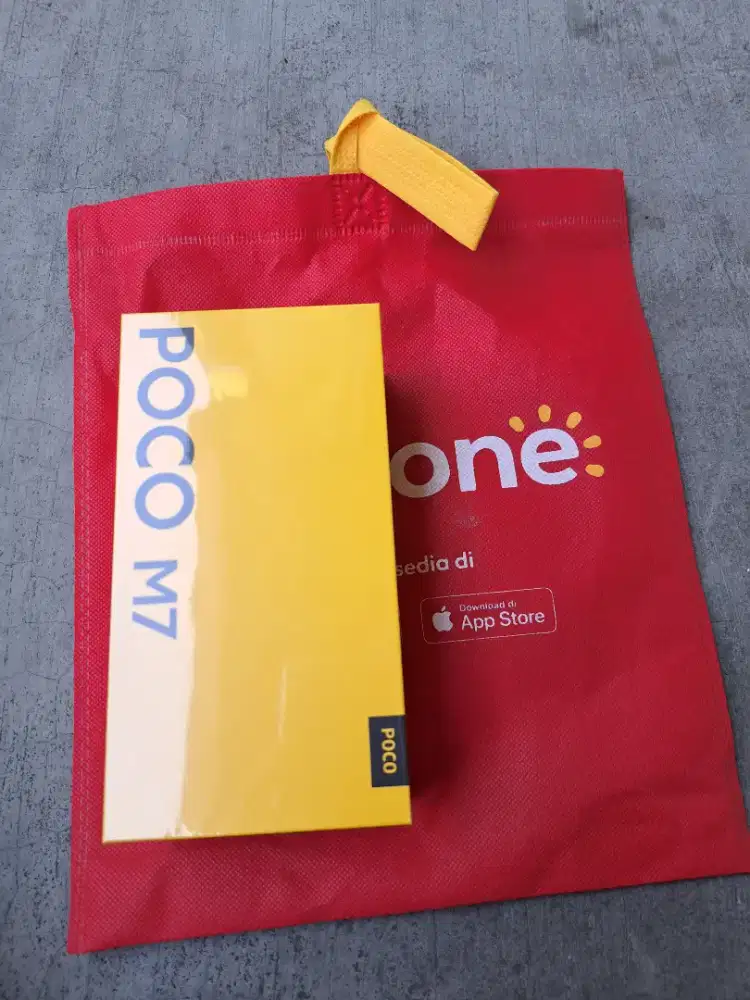 POCO M7 8/256 GB BARU