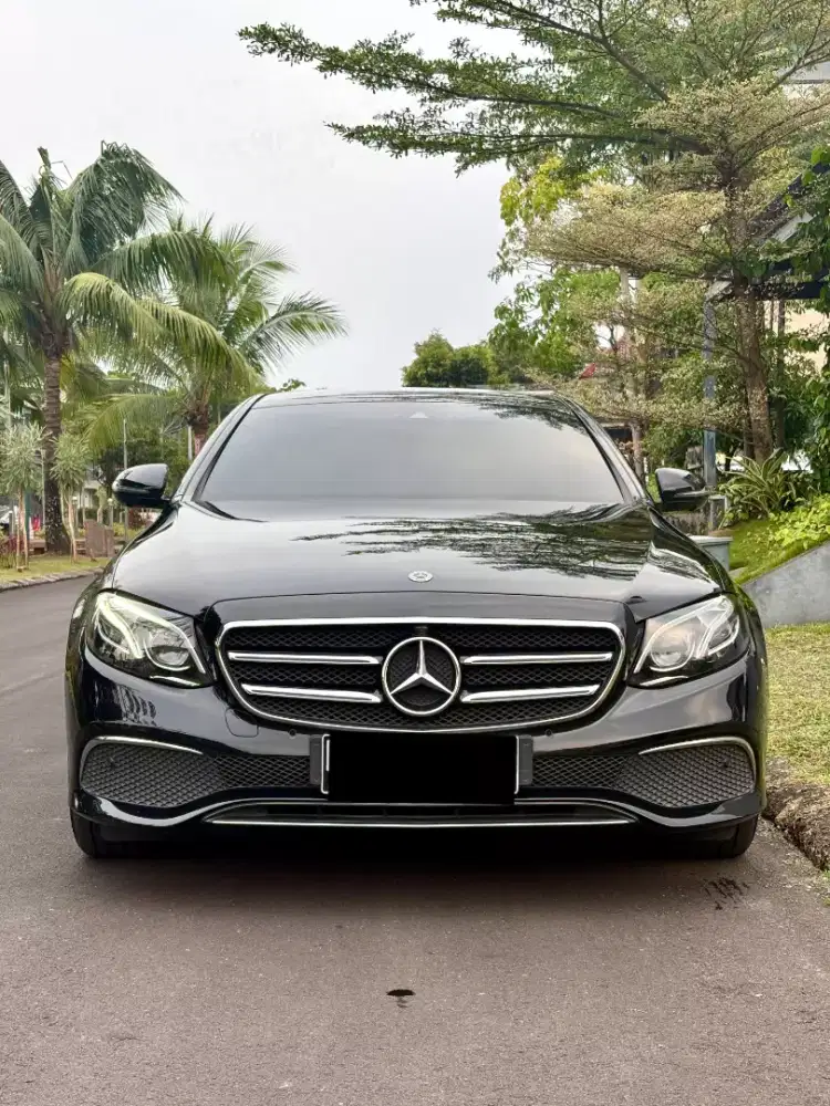 MERCEDES BENZ E300 FACELIFT BLACK 2020! DIGITAL SPEEDOMETER! TERMURAH