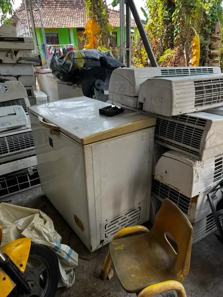Membeli barang bekas/rosok
