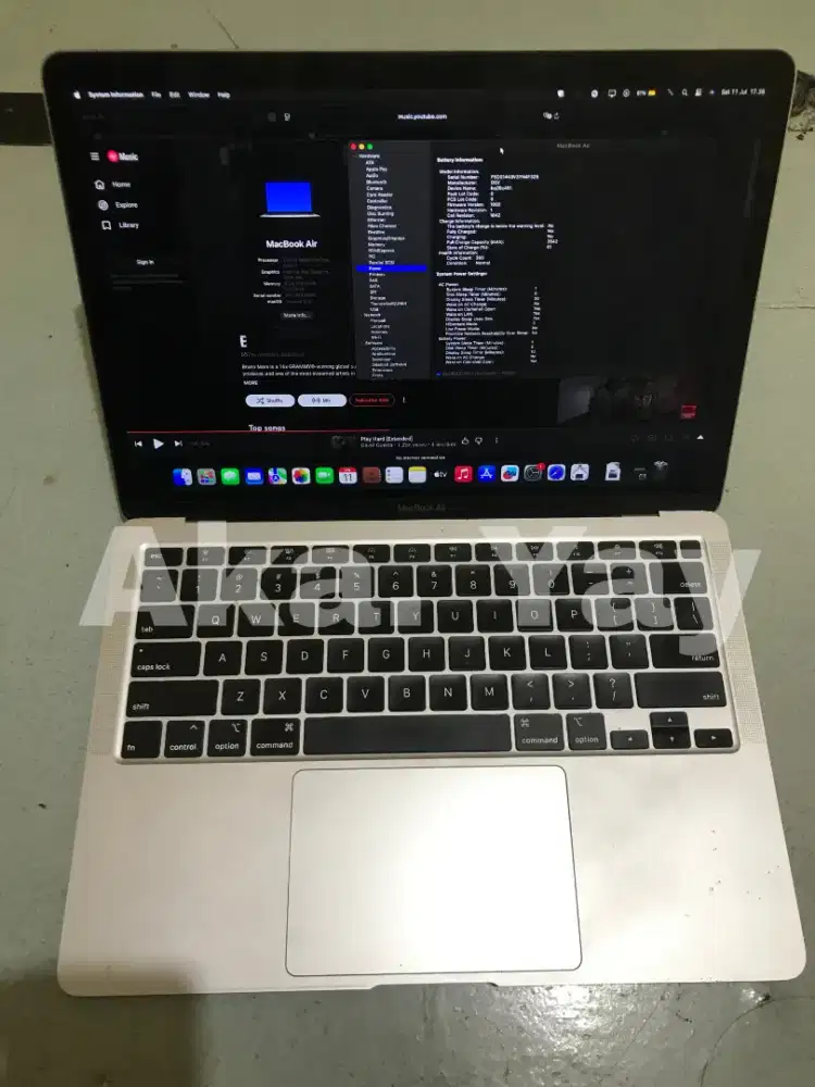 Macbook air 2020 i3