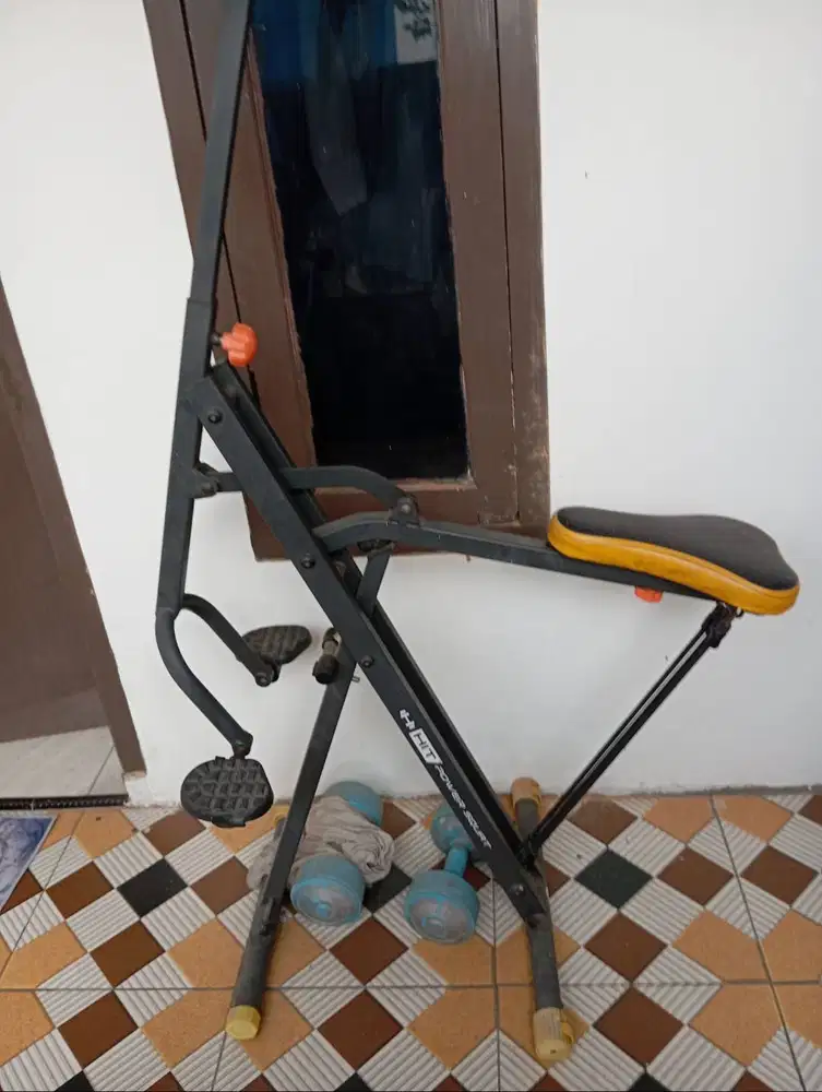 Di jual alat olah raga di rumah, seperti contoh diatas, bahan lumayan