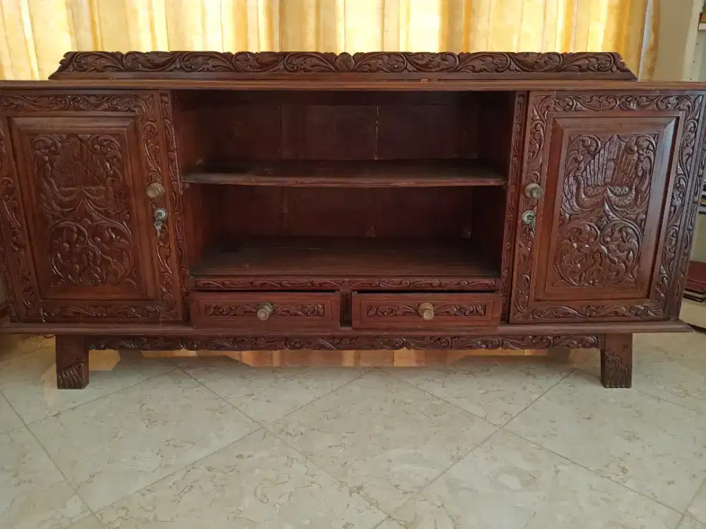Buffet meja jati ukiran