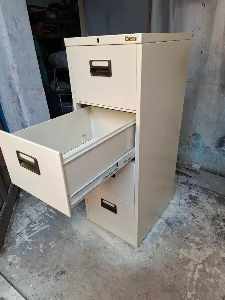 filing kabinet 4 laci mrk lion pull