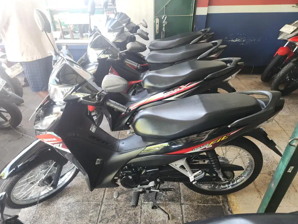Revo fit spoke hitam 2025 Gbm