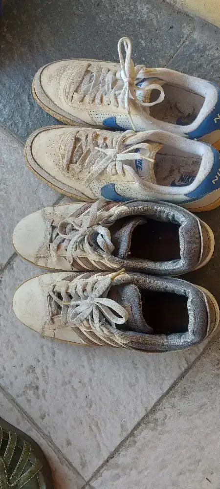 Sepatu Nike dan Adidas Bekas
