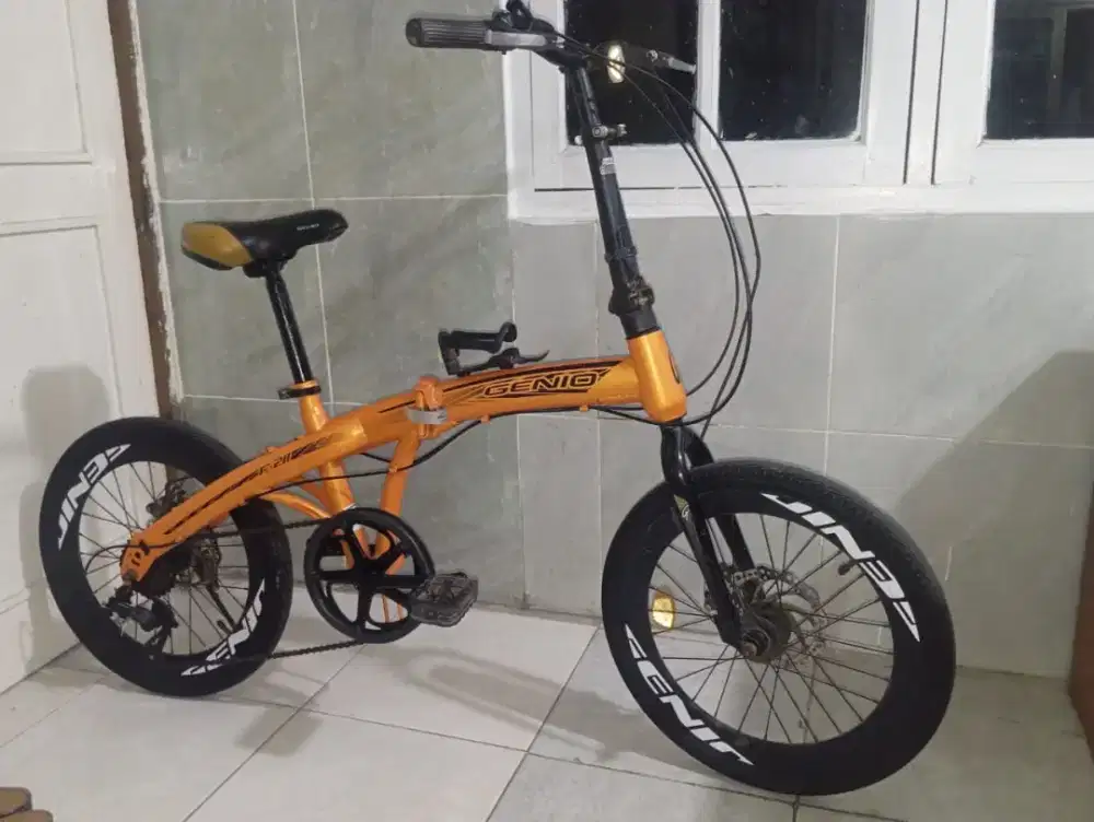 sepeda lipat ukuran 20 kondisi normal