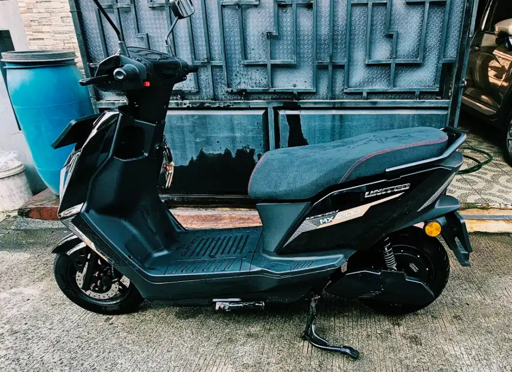 UNITED MX 1200 (Seperti Baru)