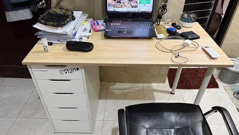 Dijual meja 120 x 60 cm merk informa