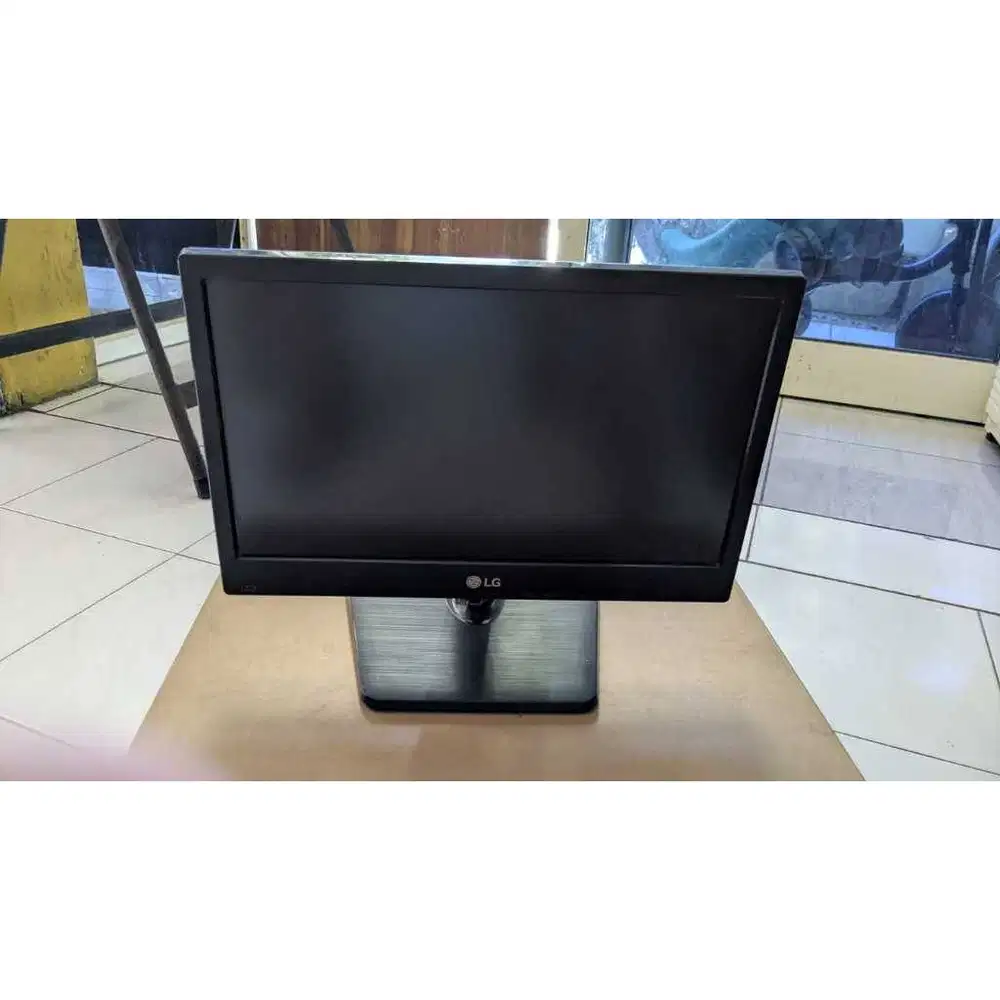 LED LG 16M38A-B 16INCH WIDE NORMAL