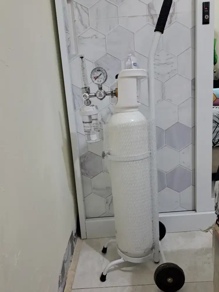 Tabung oxygen lengkap