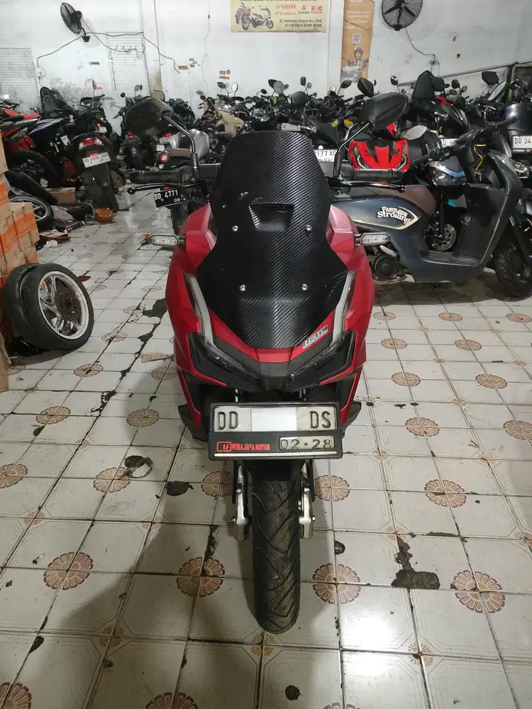 Honda adv 160 abs merah 2023