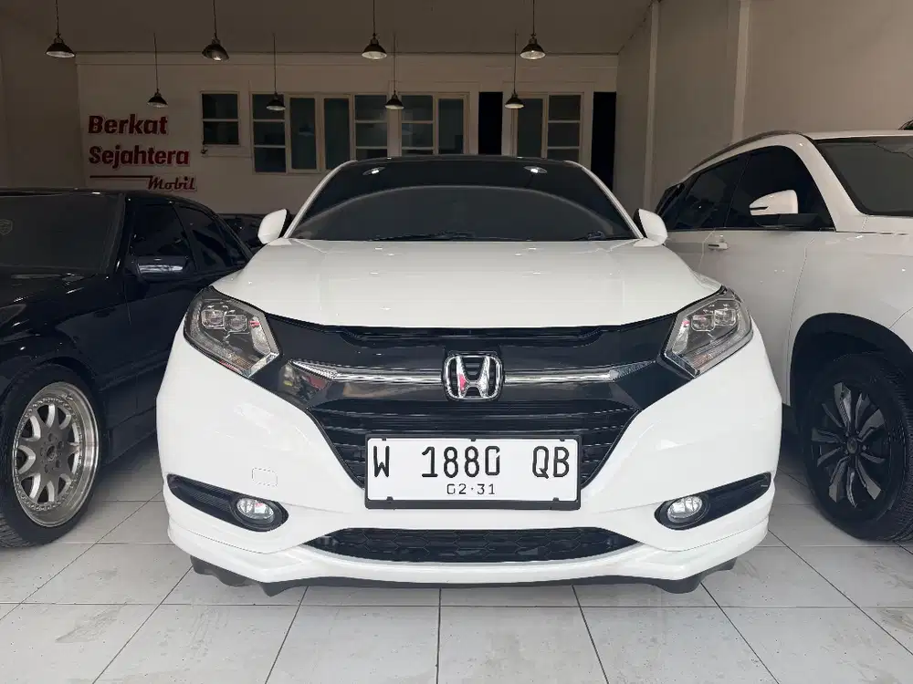 Honda HRV Prestige 1,8 Matic Sunroof 2016 “DP 38jt” Proses Cepat