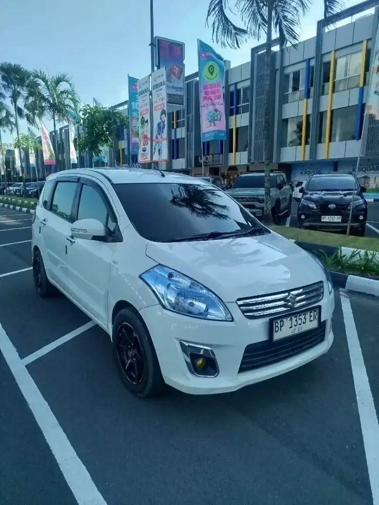 Ertiga GX 2014 istimewa