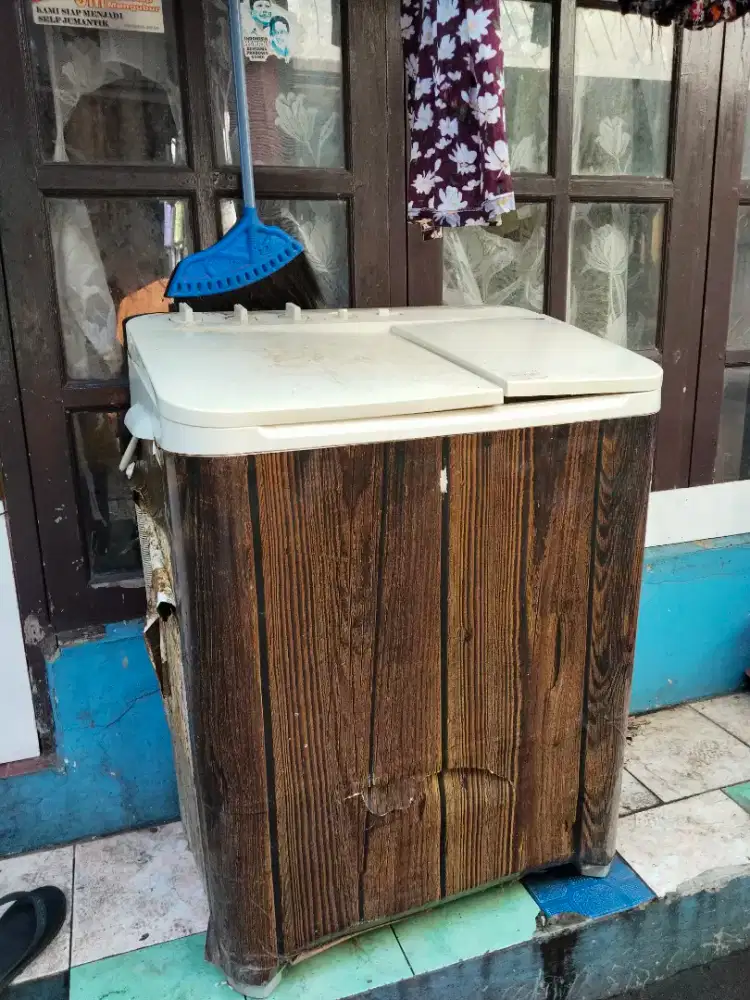Mesin cuci toshiba bekas