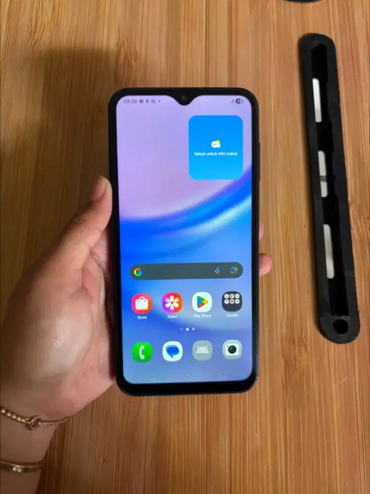 SAMSUNG A15 4G ram 8/128 gb