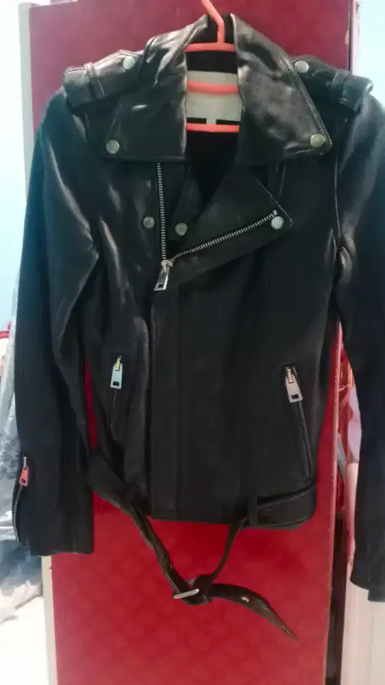 Jaket kulit cewe asli bagus bgt
