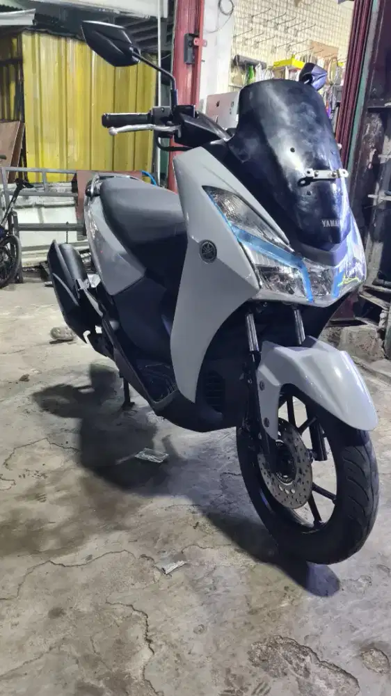 Lexi 125 tahun 2018 mulus