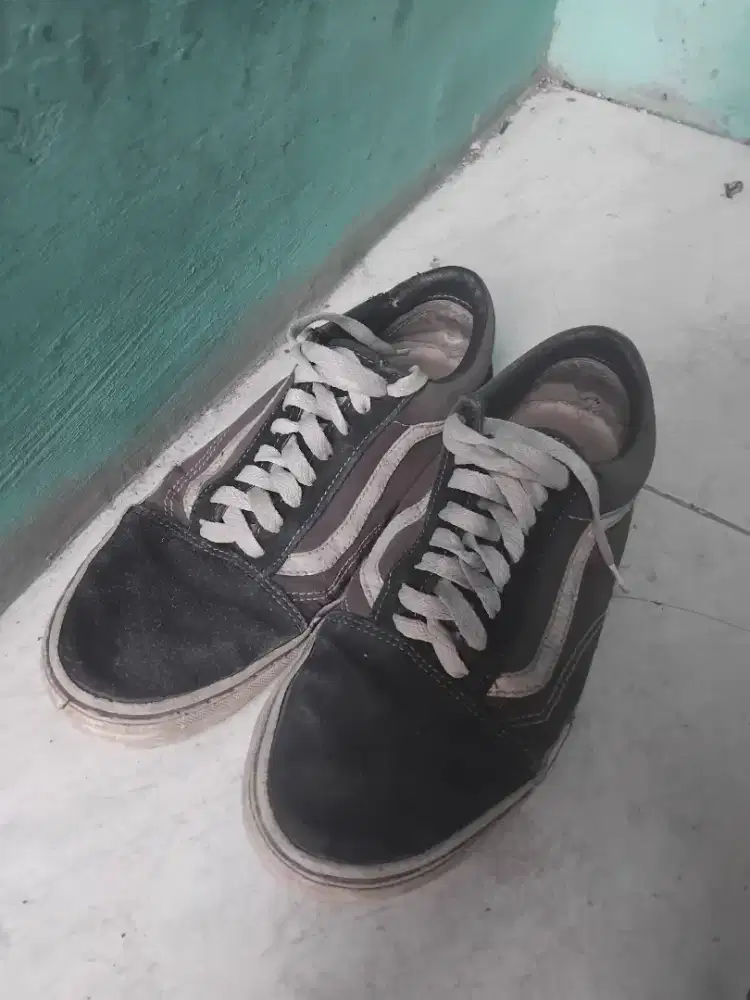 Sepatu vans size 42