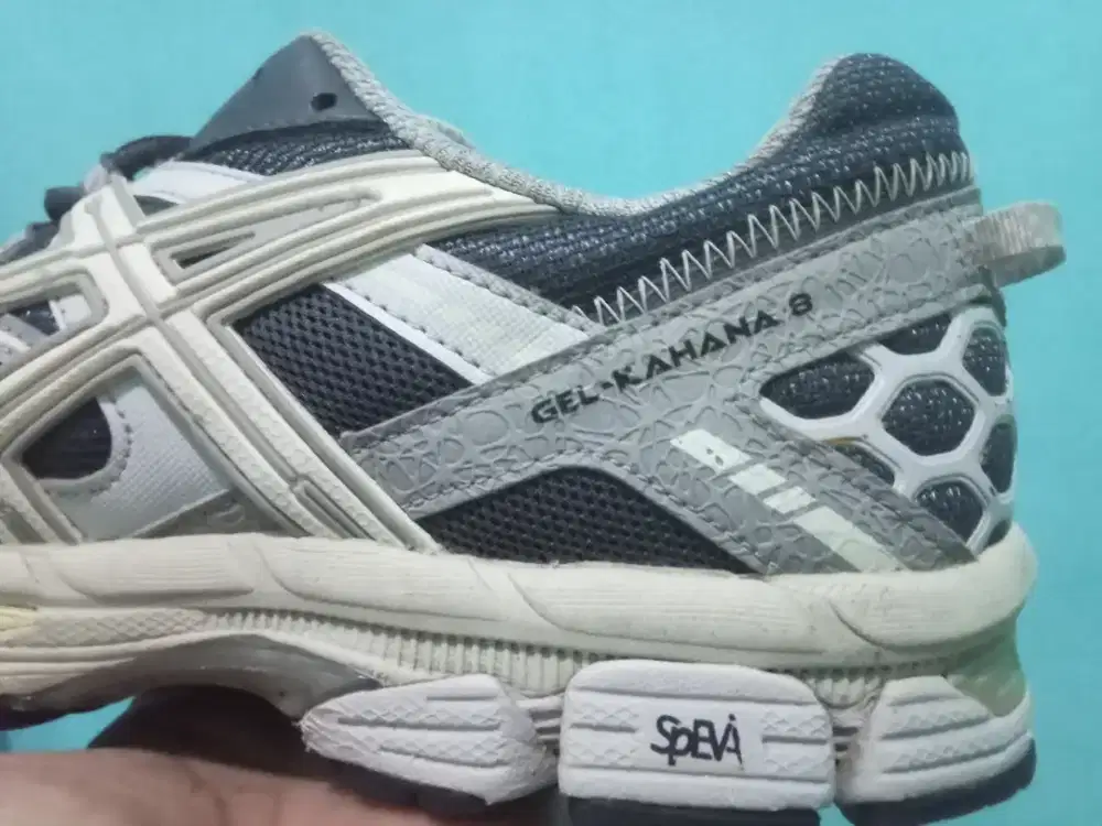 Jual sepatu ASICS gel kahana 8