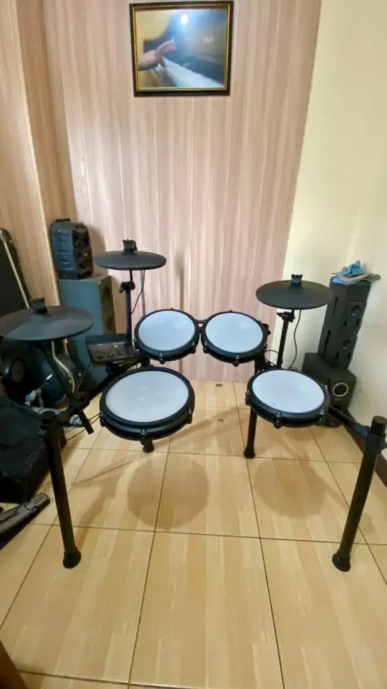 Jual Drum Elektrik Alesis Nitro Max Kondisi terbaik