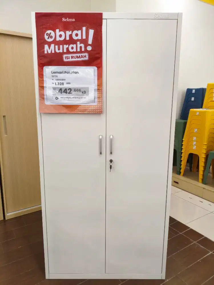 Selma Wyn Lemari Pakaian Besi 2 Pintu – Putih
