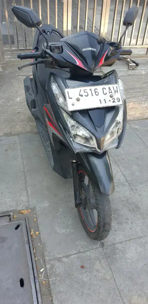 Vario 125 KZR th 2014 mulus pjk baru