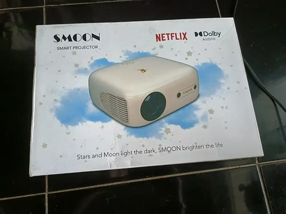 Proyektor Smart Project Smoon 700