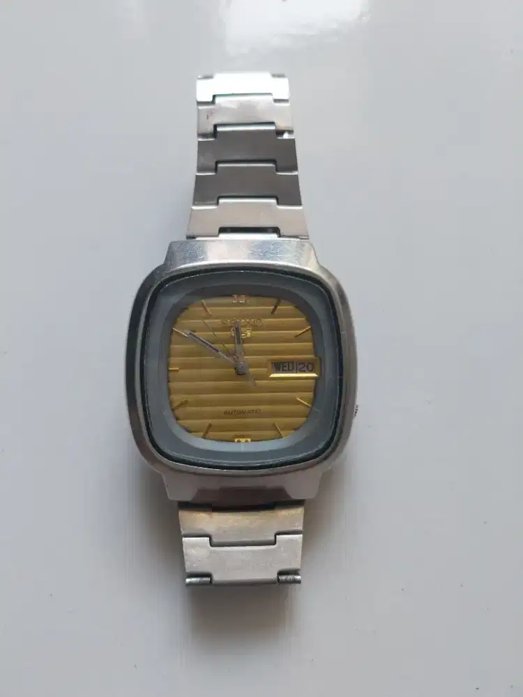 SEIKO 5 TV SHAPE AUTOMATIC FINTECH
