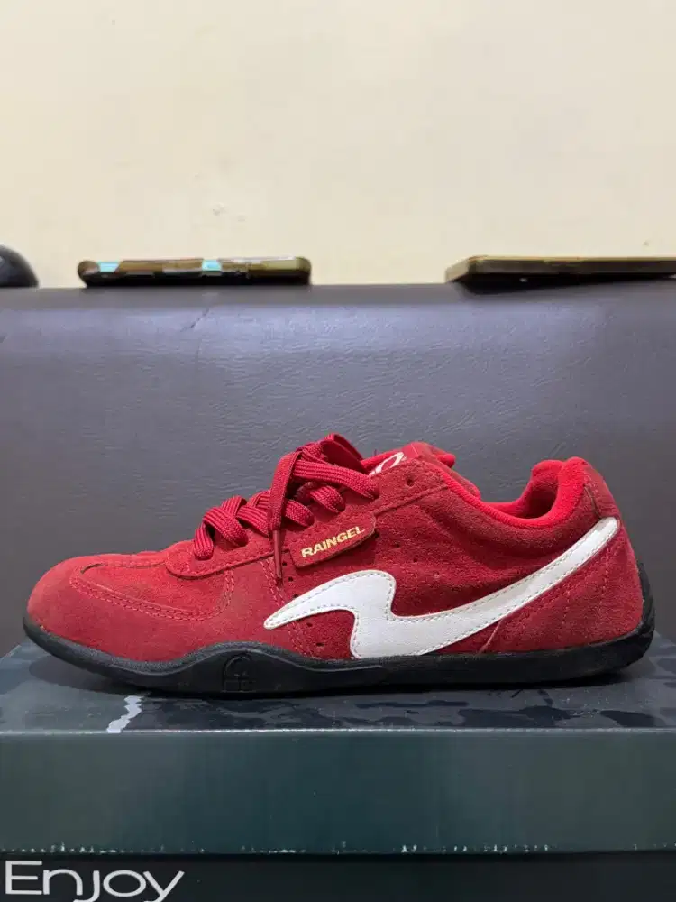 Sepatu raingel ori (42) sneaker