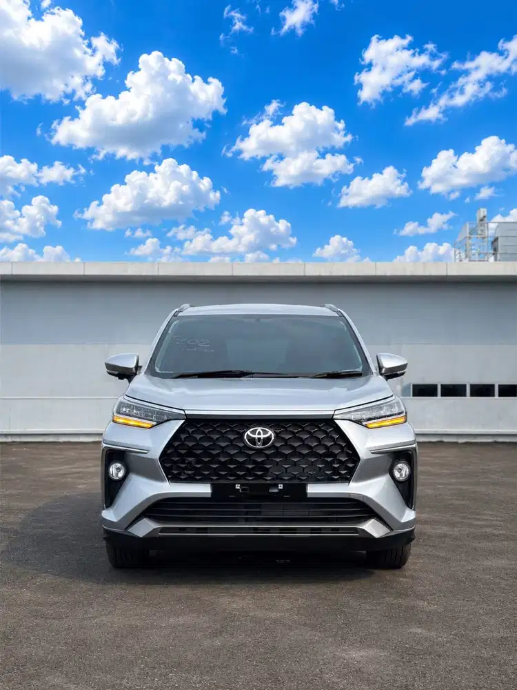 New Toyota Veloz Hybrid
