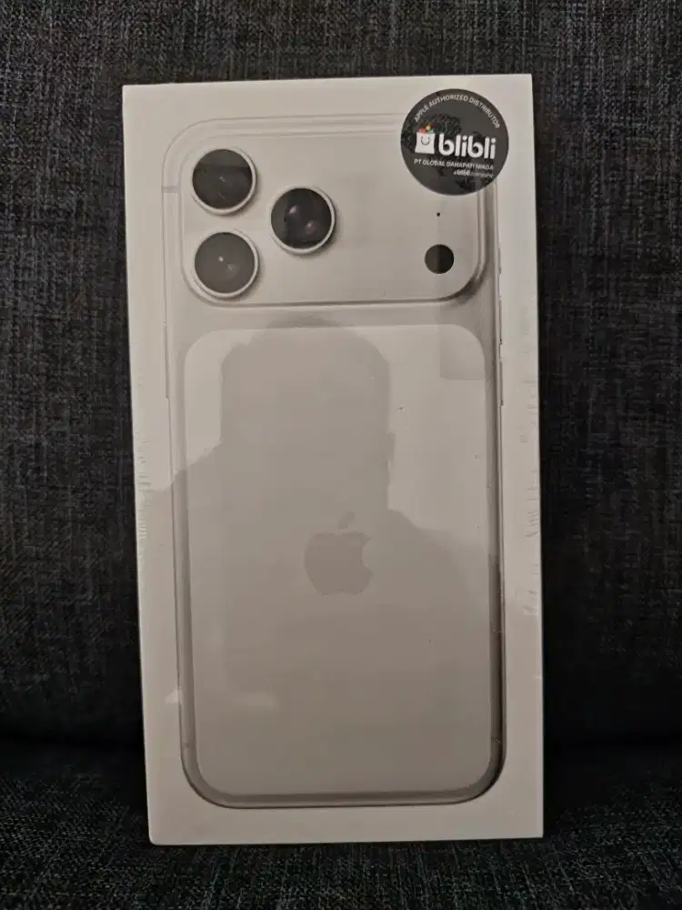 iphone 17 promax 256 new silver
