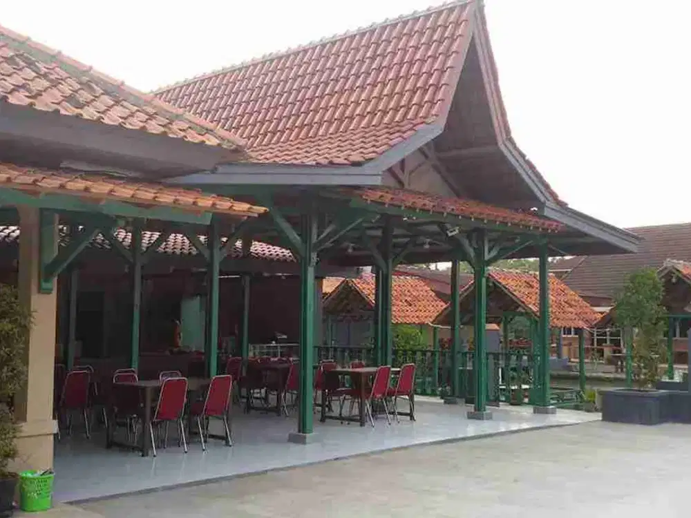 Dijual Rumah Makan Sunda Legendaris Pinggir Jalan Raya Sepatan Siap Lanjut Usaha