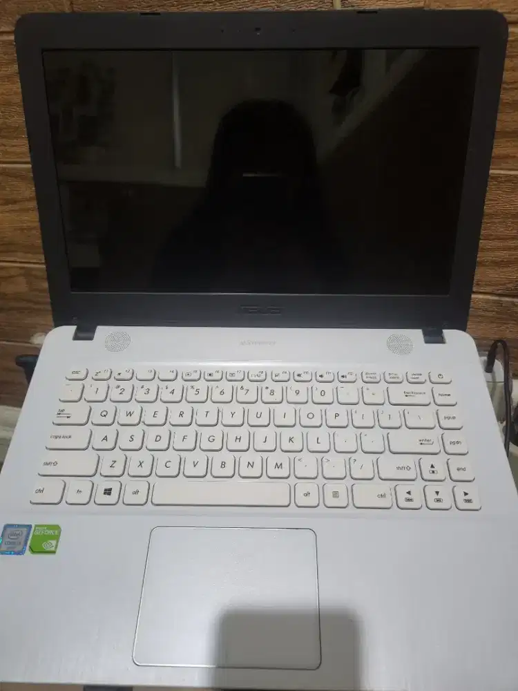 Asus Vivobook X441UBR Core i3 | Ram 12 GB | SSD 512 GB | Nvidia MX110
