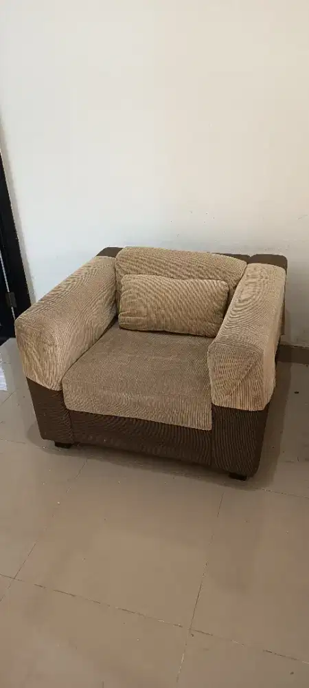 Sofa Layak Pakai