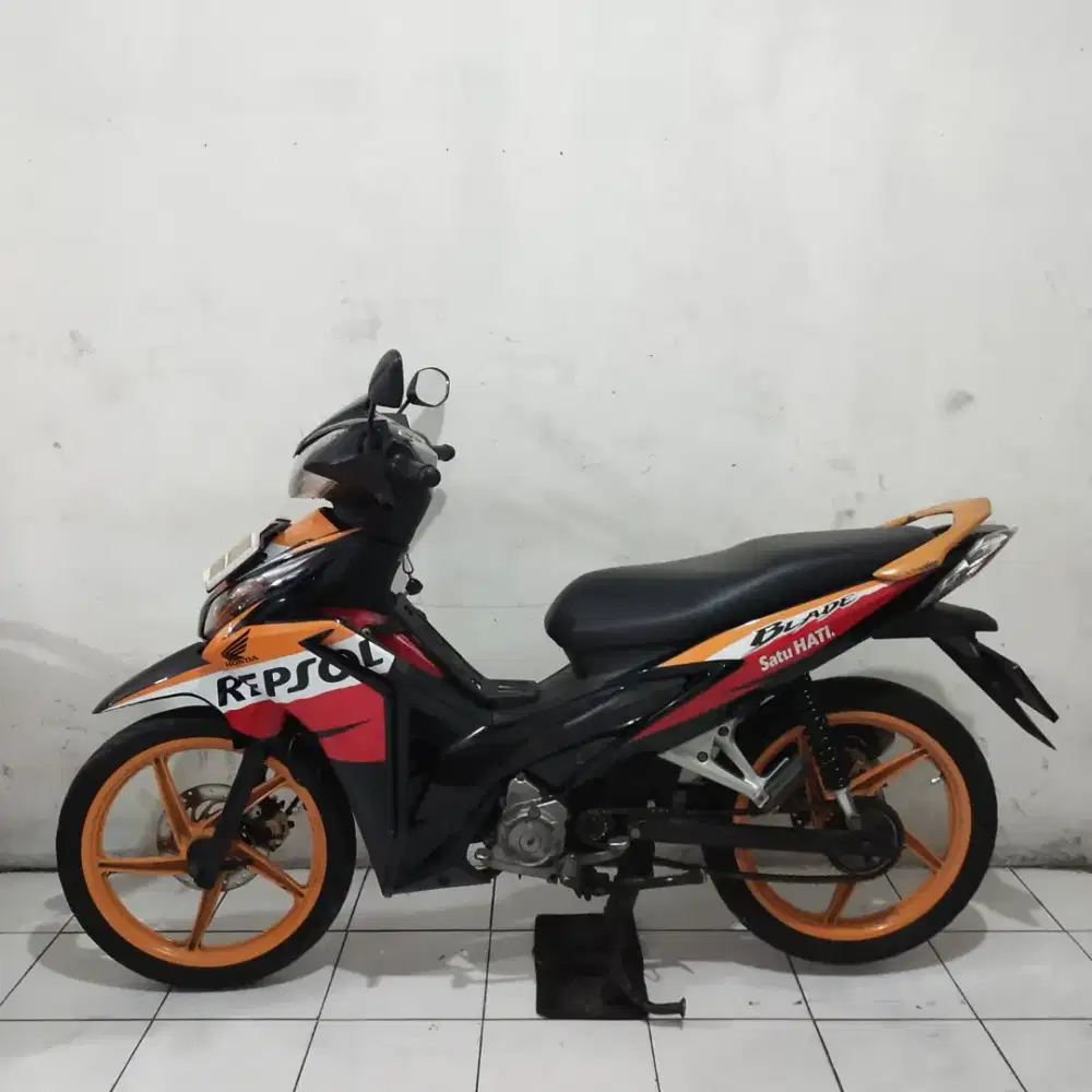 Honda Blade Repsol 2011 Orisinil Bagus lengkap