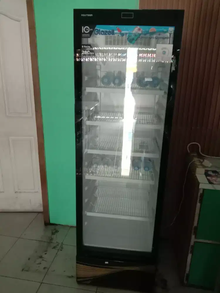 Jual kulkas showcase 5 rak Polytron 288 liter kondisi sangat bagus